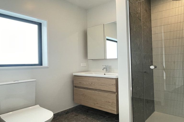 Photo of property in 88 Holly Road, St Albans, Christchurch, 8014