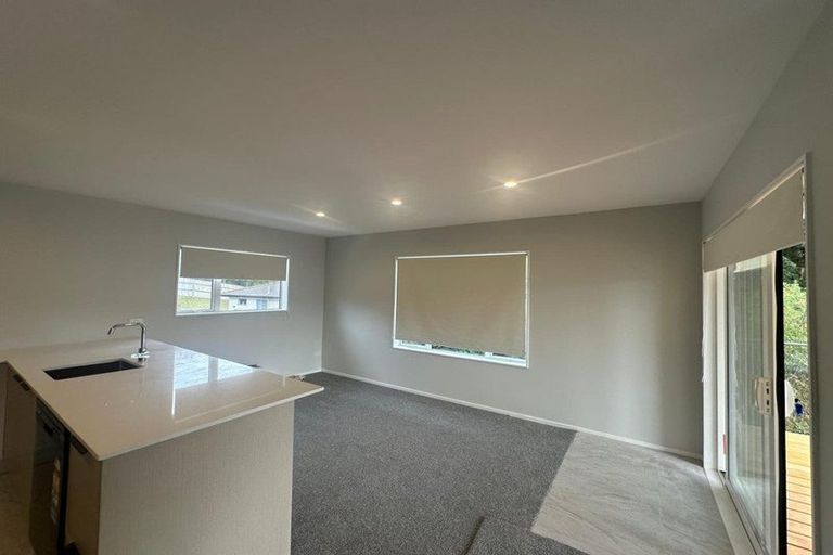 Photo of property in 15 Redwood Drive, Massey, Auckland, 0614
