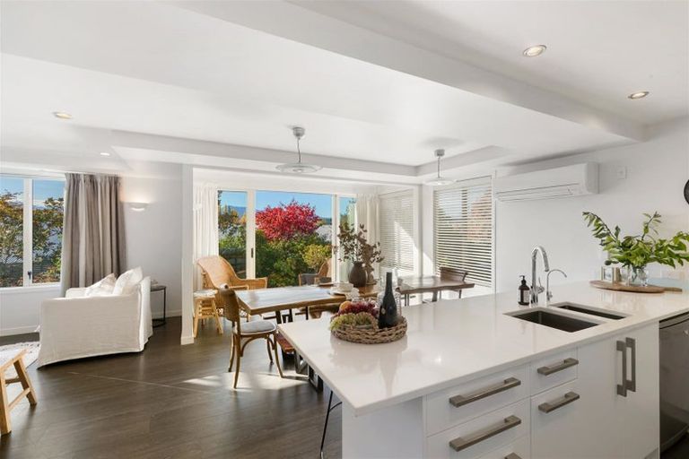 Photo of property in 76 Meadowstone Drive, Wanaka, 9305