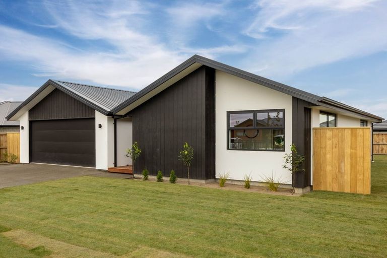 Photo of property in 118 Northmoor Boulevard, Rolleston, 7615