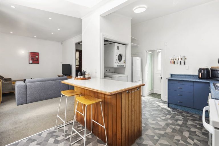 Photo of property in 27 Nairn Street, Mount Cook, Wellington, 6011