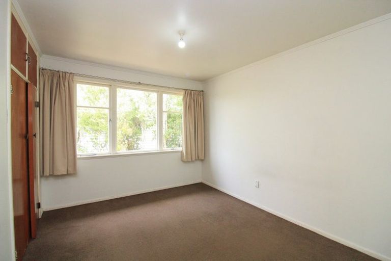 Photo of property in 28 Arapiko Street, Johnsonville, Wellington, 6037