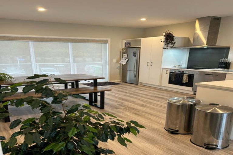 Photo of property in 20 Kopua Place, Whitby, Porirua, 5024