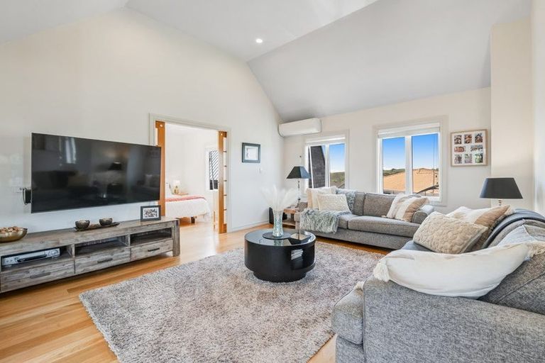 Photo of property in 34 Clansman Terrace, Gulf Harbour, Whangaparaoa, 0930