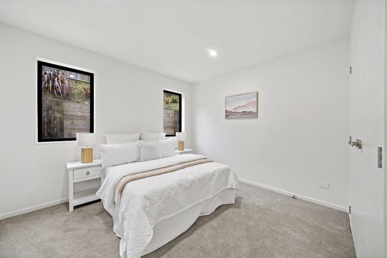 Photo of property in 11 Tawapou Close, Massey, 0614