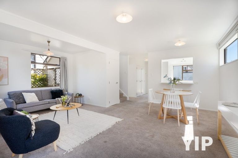 Photo of property in 2/46 Wingfield Place, Churton Park, Wellington, 6037