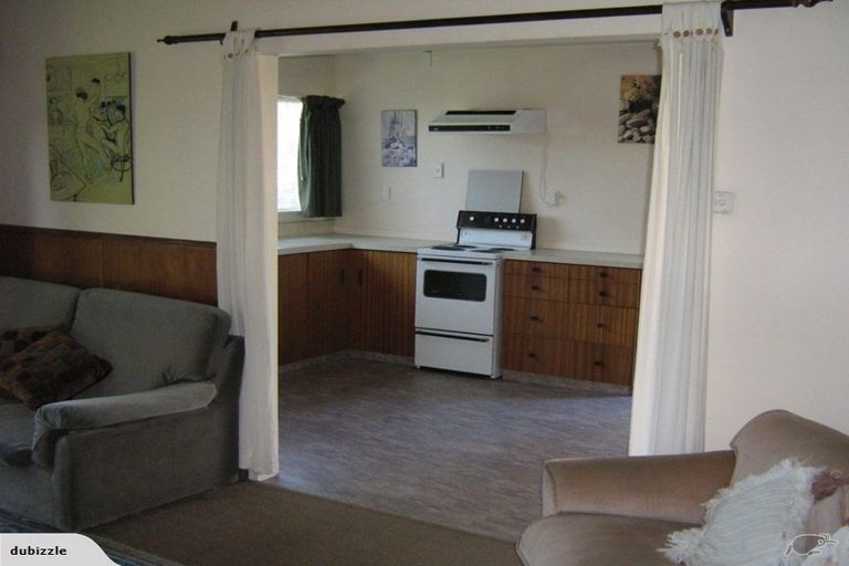 Photo of property in 90 Grafton Street, Waltham, Christchurch, 8011