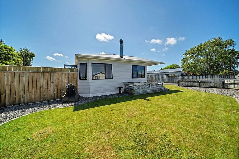 Photo of property in 37 Tawa Street, Hawera, 4610