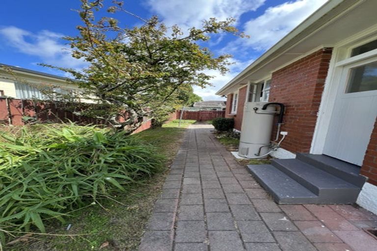 Photo of property in 199 Riverside Drive, Waterloo, Lower Hutt, 5011