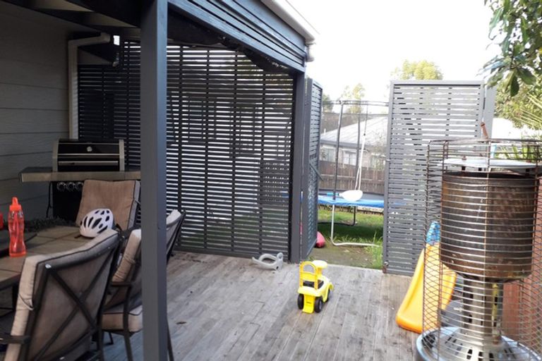 Photo of property in 7b Pokapu Place, Bethlehem, Tauranga, 3110