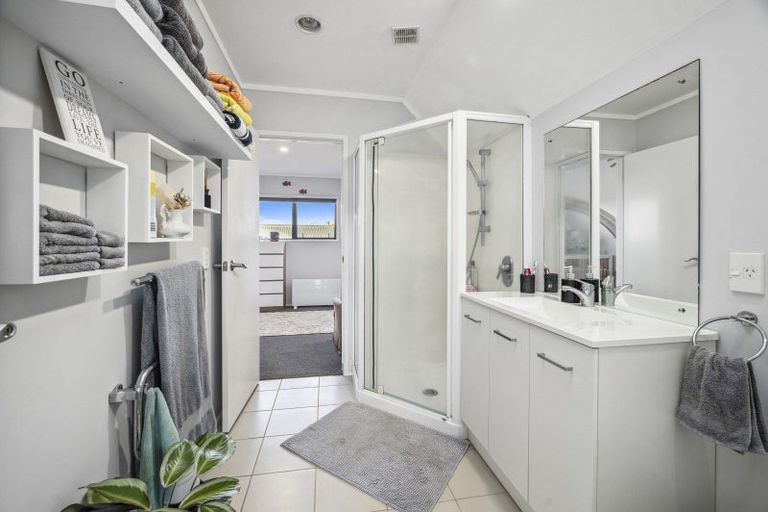 Photo of property in 7 Abbey Way, Rangatira Park, Taupo, 3330