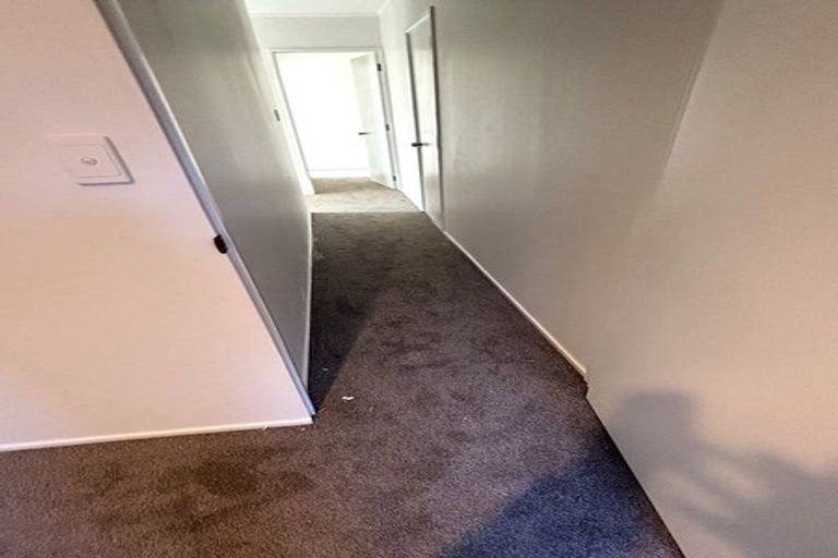 Photo of property in 14 Arrowsmith Drive, Clover Park, Auckland, 2019