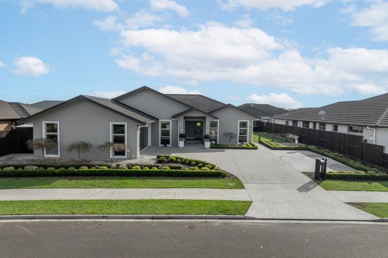 Photo of property in 75 Mataroa Crescent, Flagstaff, Hamilton, 3210