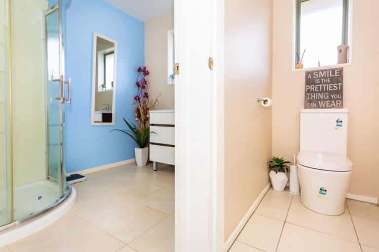Photo of property in 19 Thistledown Place, Woolston, Christchurch, 8062