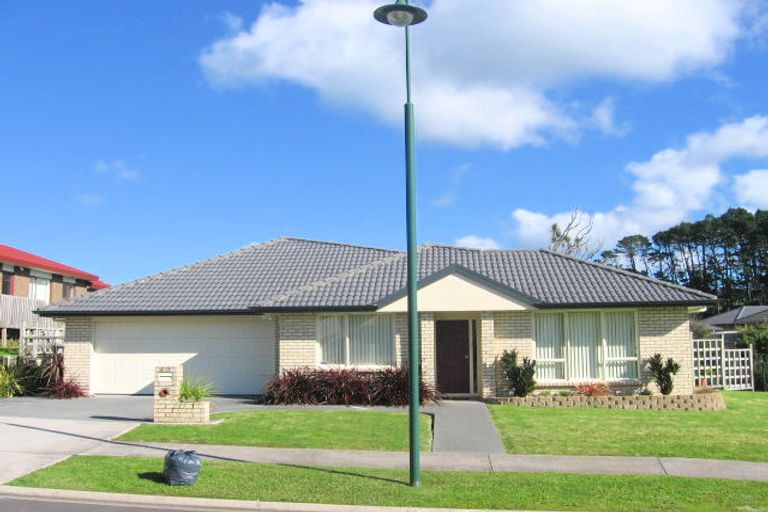 Photo of property in 26 Gendo Avenue, Henderson, Auckland, 0612