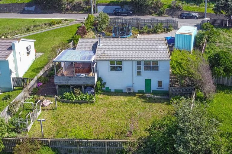 Photo of property in 3 Piko Street, Titahi Bay, Porirua, 5022