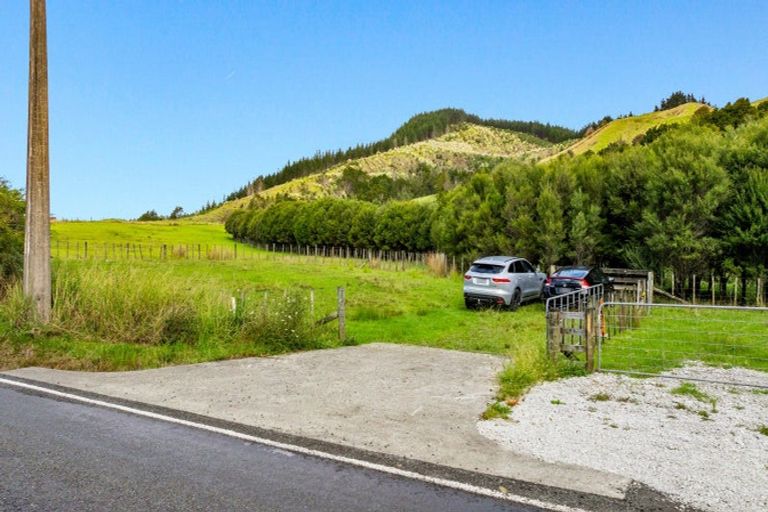 Photo of property in 704 Whangaripo Valley Road, Whangaripo, Wellsford, 0972