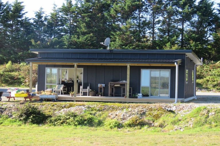 Photo of property in 169 Alma Road, Westport, 7892