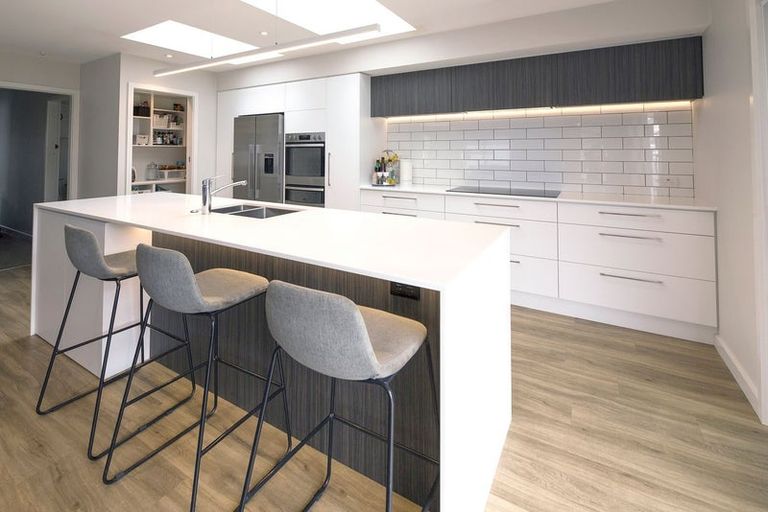 Photo of property in 397 Wairakei Road, Burnside, Christchurch, 8053