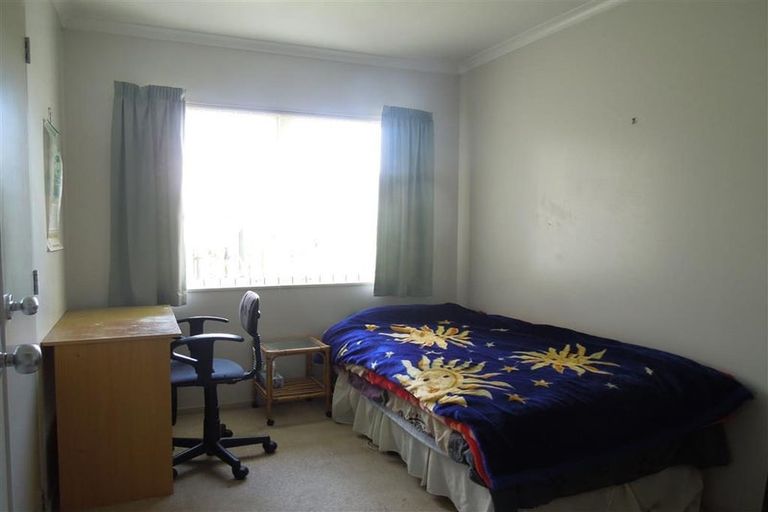 Photo of property in 72 Milson Drive, Papakura, 2110