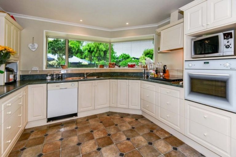 Photo of property in 1 Claude Hendry Lane, Hoon Hay, Christchurch, 8025