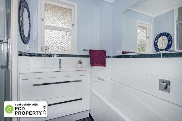 Photo of property in 16 Ranfurly Place, Te Kamo, Whangarei, 0112