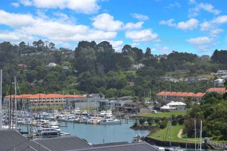 Photo of property in 2 Kiwa Crescent, Gulf Harbour, Whangaparaoa, 0930