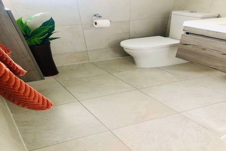 Photo of property in 12 Wentworth Park, Albany, Auckland, 0632