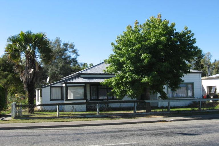 Photo of property in 165 Talbot Street, Geraldine, 7930