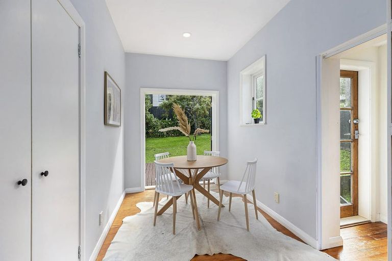 Photo of property in 129 Onslow Road, Khandallah, Wellington, 6035