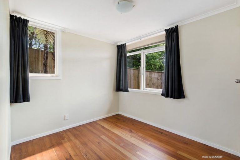 Photo of property in 44 Pinehaven Road, Pinehaven, Upper Hutt, 5019