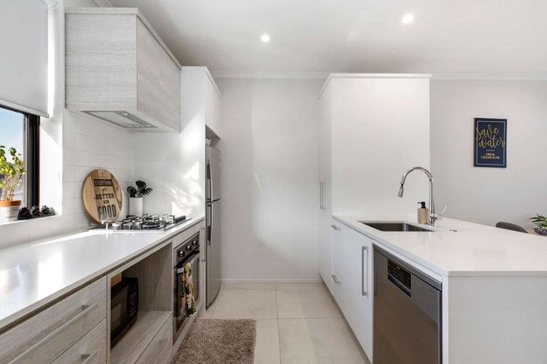 Photo of property in 14 Haddington Drive, Flat Bush, Auckland, 2019