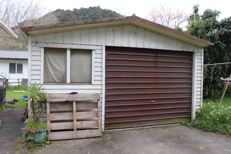 Photo of property in 5 Great South Road, Taupiri, 3721