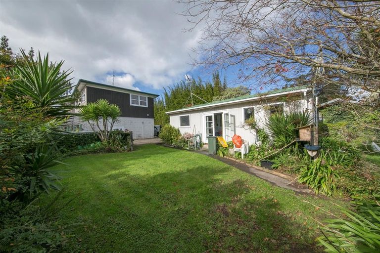 Photo of property in 9 Simpson Road, Ranui, Auckland, 0612