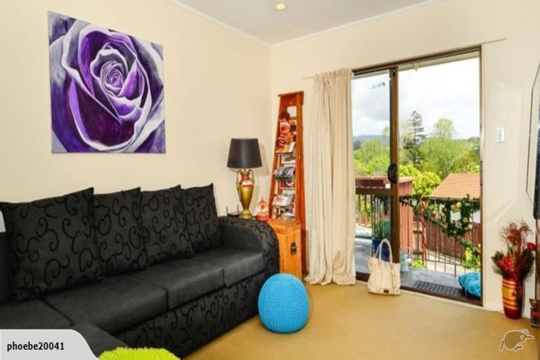 Photo of property in 5 Borich Road, Sunnyvale, Auckland, 0612
