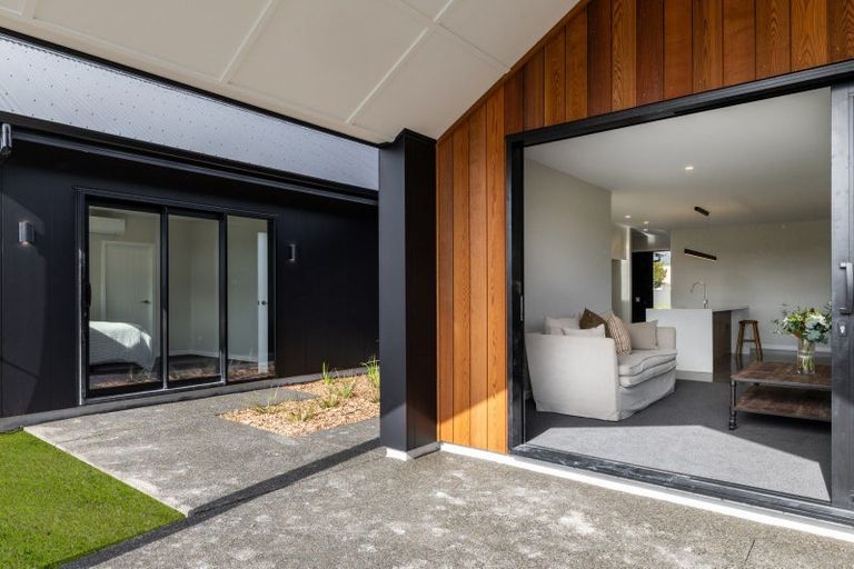 Photo of property in 22 Beecroft Drive, Havelock North, 4130