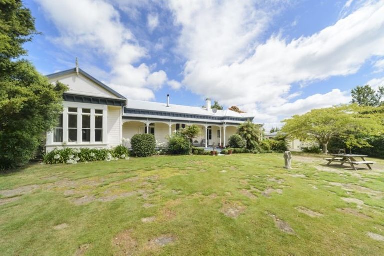 Photo of property in 13 Milne Street, Marton, 4710