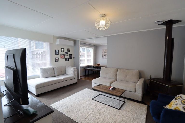 Photo of property in 26 Kairanga Crescent, Wainuiomata, Lower Hutt, 5014