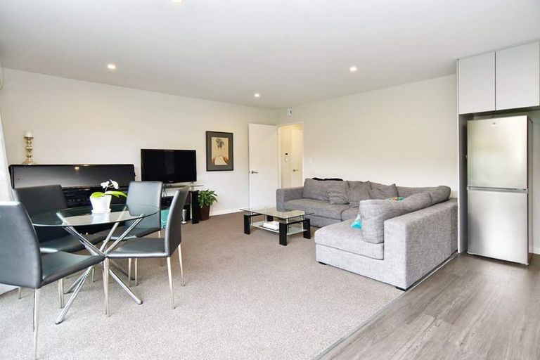 Photo of property in 2/68 Ward Street, Addington, Christchurch, 8024