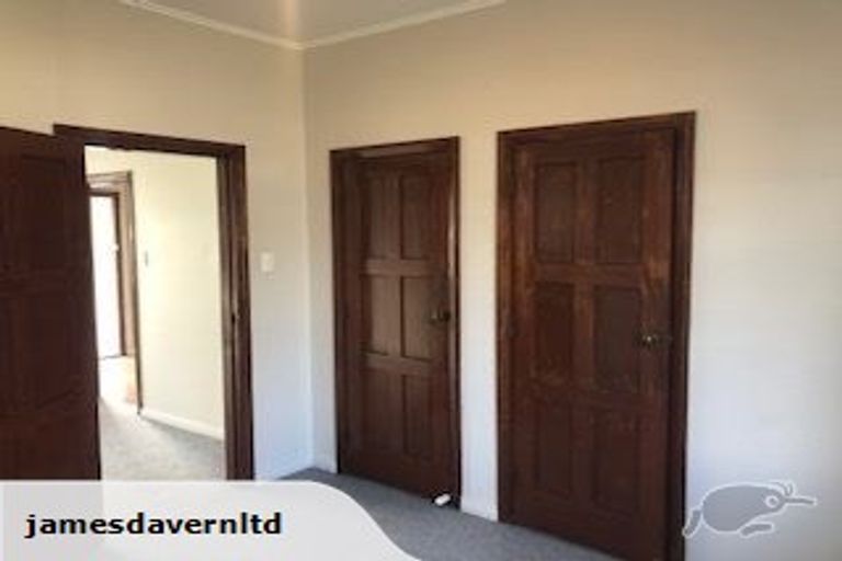 Photo of property in 192 Rathgar Road, Henderson, Auckland, 0610