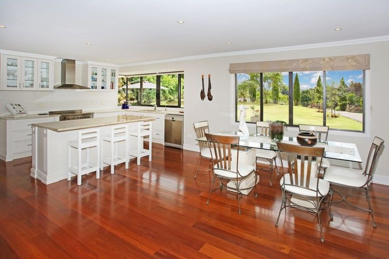 Photo of property in 2 Raukawa Grove, Waiuku, 2123