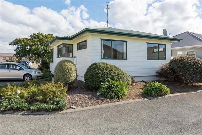 Photo of property in 13 Elmsdale Close, Richmond, 7020