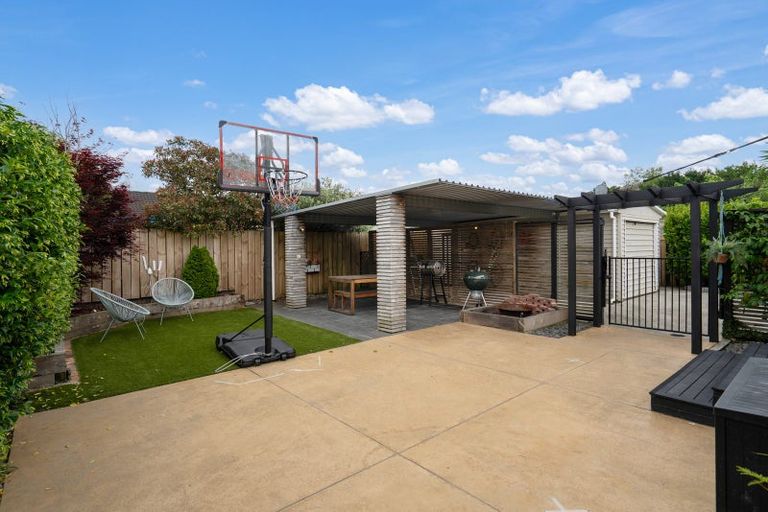 Photo of property in 46 Bowen Street, Cambridge, 3434