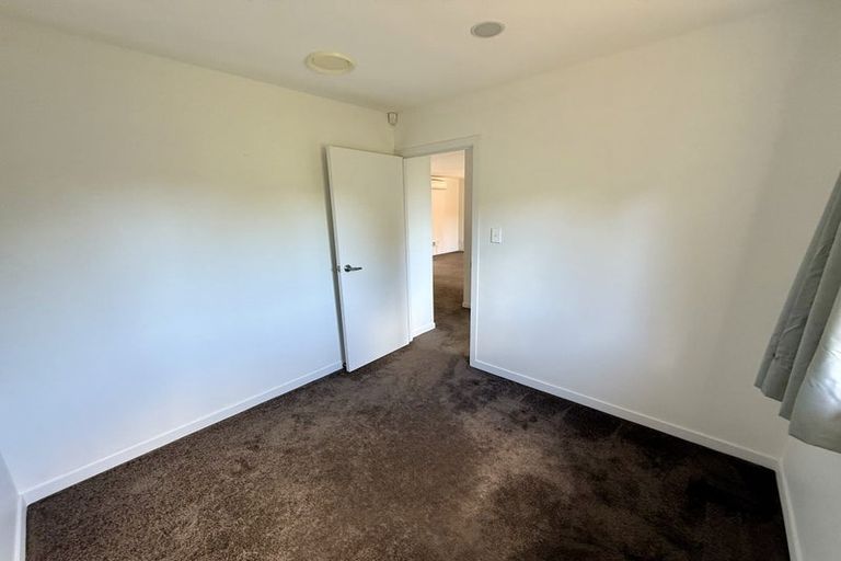 Photo of property in 45 Lynn Road, Bayview, Auckland, 0629