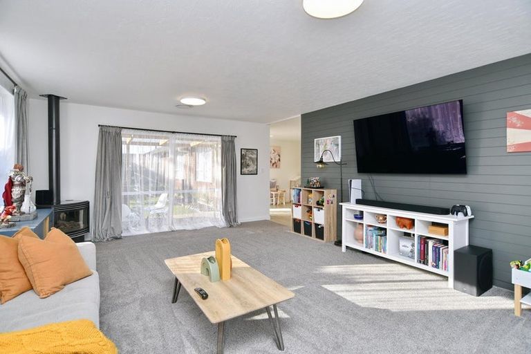 Photo of property in 274 West Belt, Rangiora, 7400