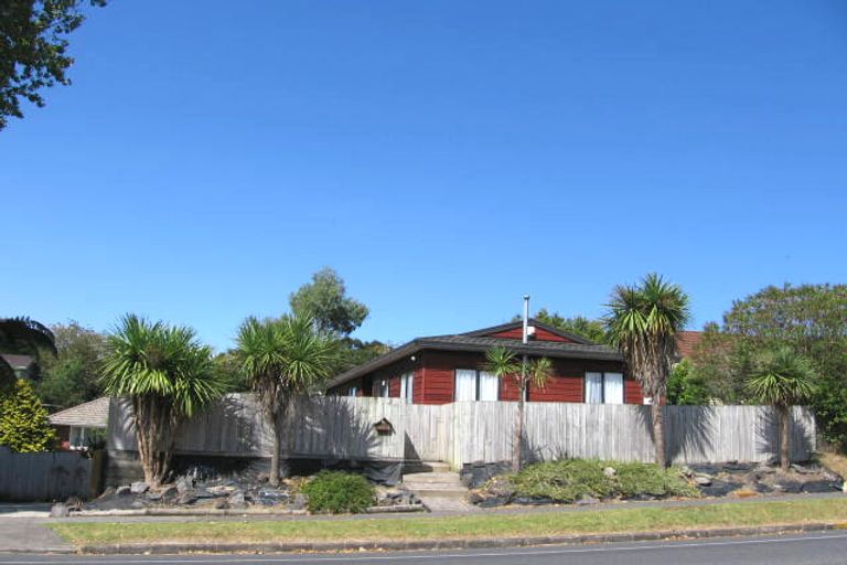 Photo of property in 2/42 Hutchinson Avenue, New Lynn, Auckland, 0600