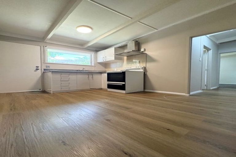Photo of property in 4/17 Glengarry Road, Glen Eden, Auckland, 0602