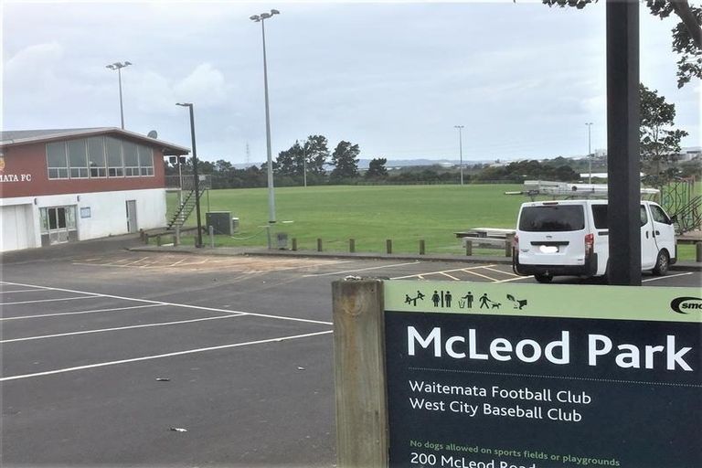 Photo of property in St Claire Village, 182/172 Mcleod Road, Te Atatu South, Auckland, 0610