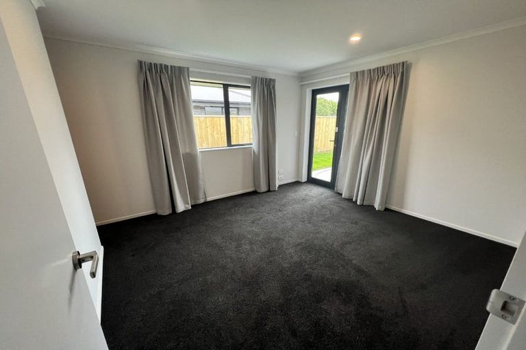 Photo of property in 55 Henshaw Street, Woodend, 7610