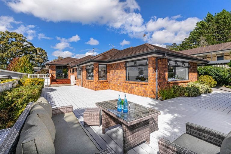 Photo of property in 4 Clapton Place, Henderson, Auckland, 0612
